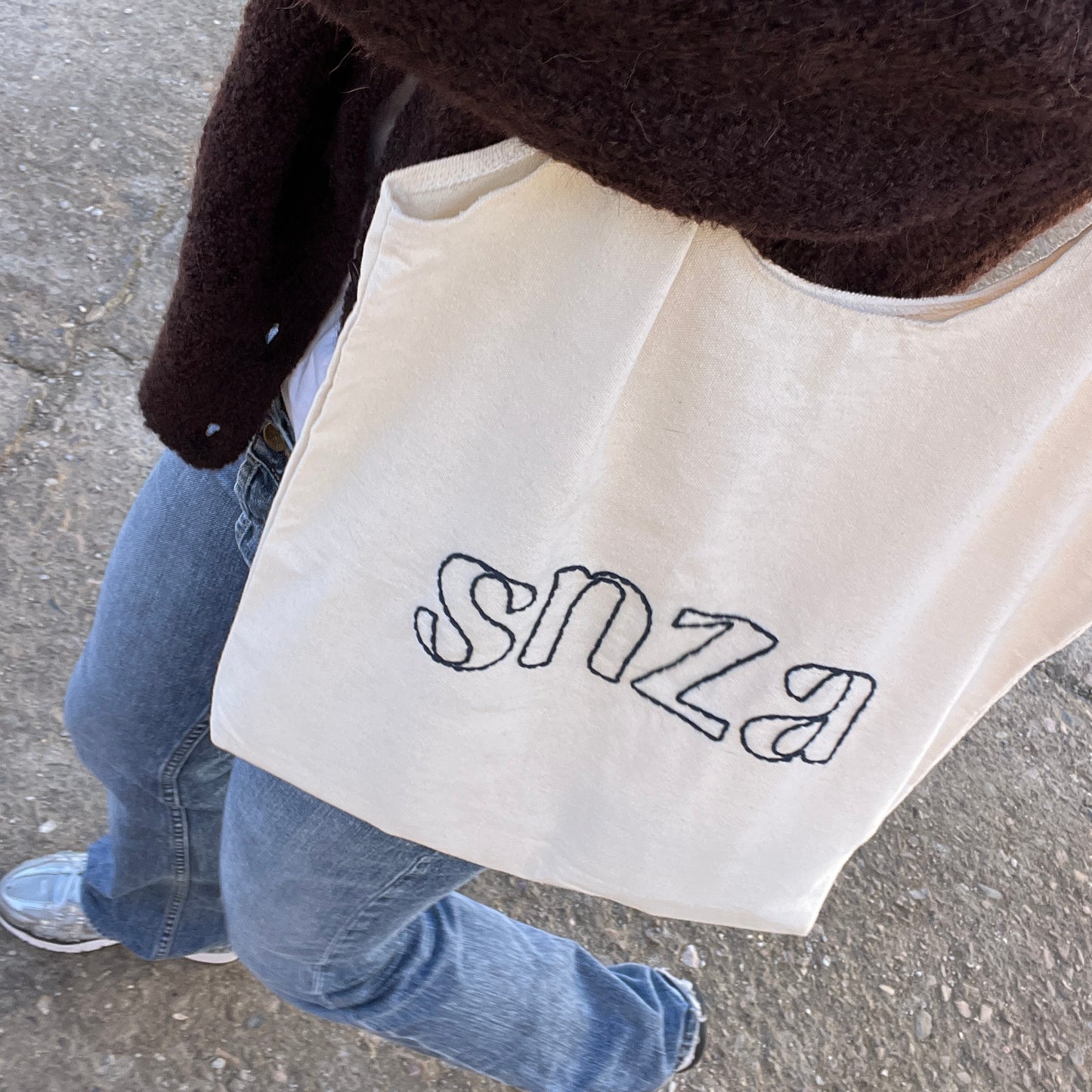 SNZA CANVAS TOTE BAG